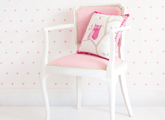 Jemné růžové dekorace do dívčího pokoje