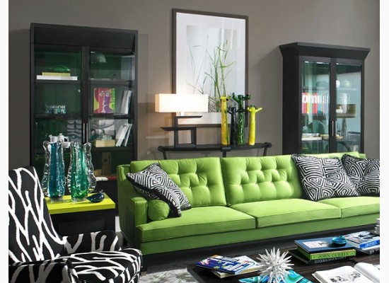Netradiční barevné kombinace v obývacím pokoji