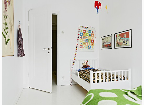 Dětský pokoj kombinovaný s ložnicí 