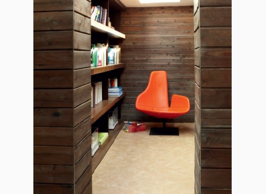 Knihovna ve dřevě 