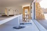interiery/pracovna-s-terasou-v-minimalistickem-designu