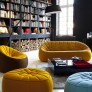 interiery/extravagantni-obyvaci-pokoj-ve-zlute-barve