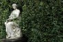 interiery/sochy-v-zahrade-italska-inspirace-a-klasika