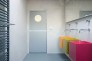 interiery/barevne-umyvadlo-do-detske-koupelny