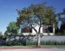 interiery/moderni-vila-s-modernistickym-oplocenim
