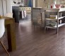 interiery/kuchynska-podlaha-zkuste-vinyl-v-imitaci-dreva