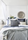 Modro-stříbrná ložnice