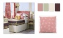 Růžový pastelový pokojíček ve francouzském stylu