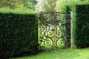 Umělecky kovaná zahradní branka
